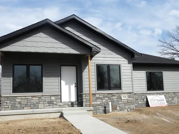 308 Maple St, Friend, NE 68359
