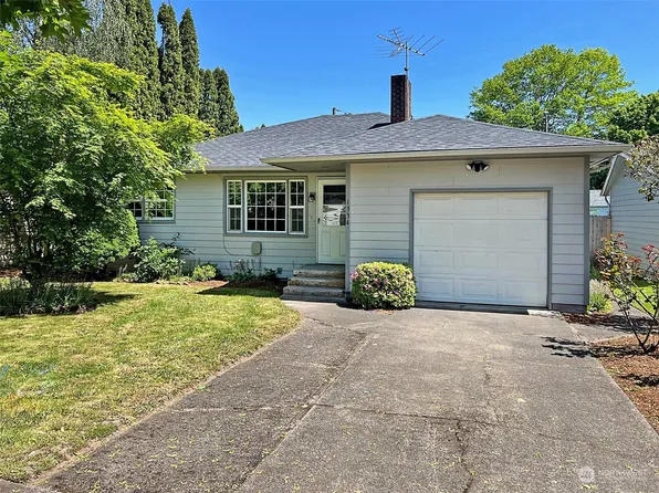 1334 9th Avenue, Longview, WA 98632