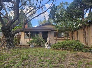 10609 Jimenez St, Sylmar, CA 91342