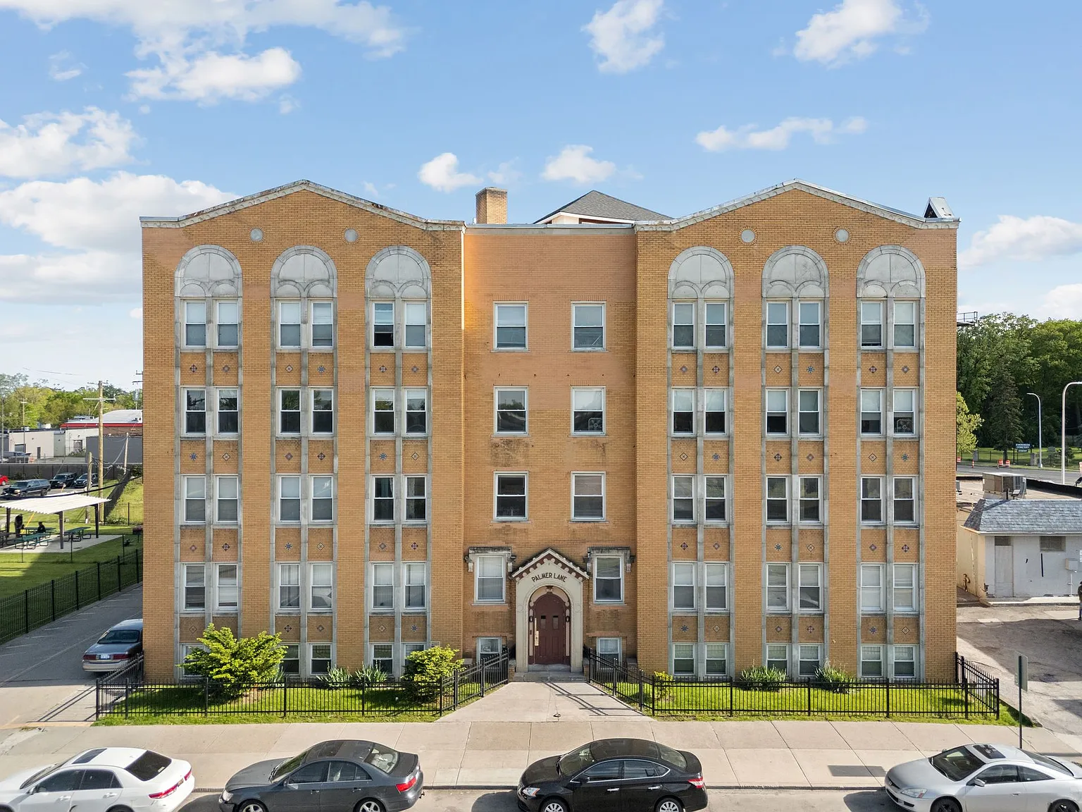 Palmer Lofts Apartments — Photo 4