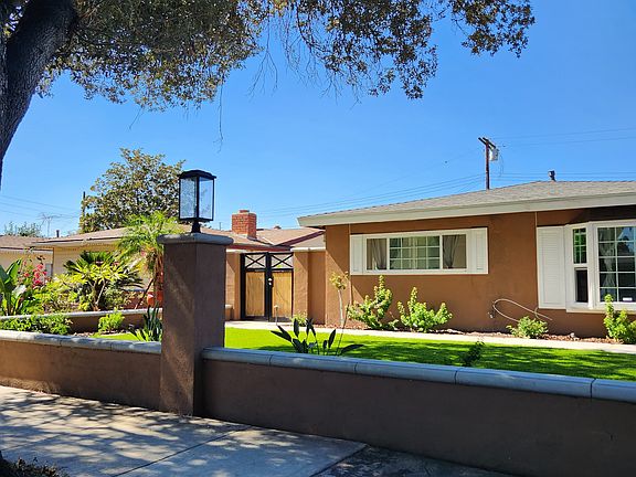 4th image of 8241 Acapulco Pl