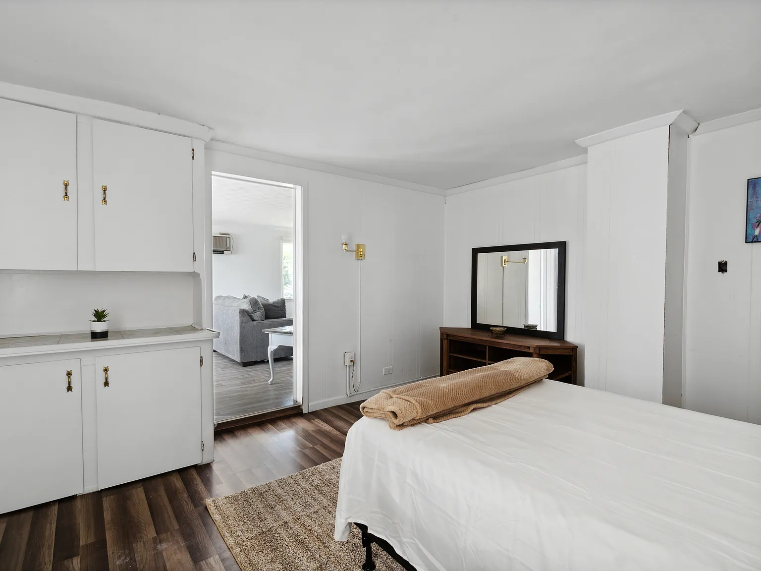 2 bed, 1200 sqft, $3,100 — Photo 2