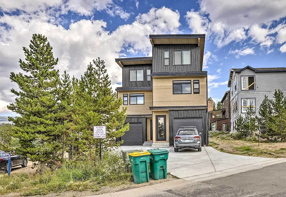 827 Wapiti Dr