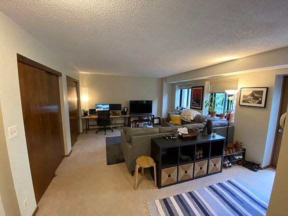 4th image of 311 Pleasant Ave APT 414