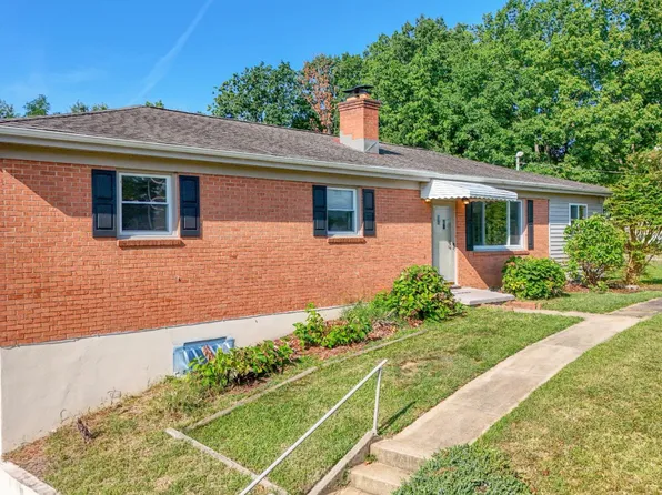 2198 Old Rustburg Rd, Lynchburg, VA 24501