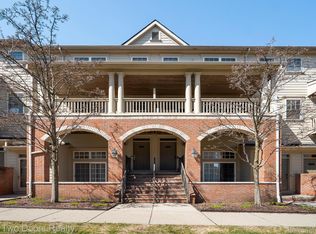199 Amys Walk, Auburn Hills, MI 48326