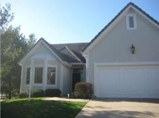 2241 W 122nd Ter, Leawood, KS 66209