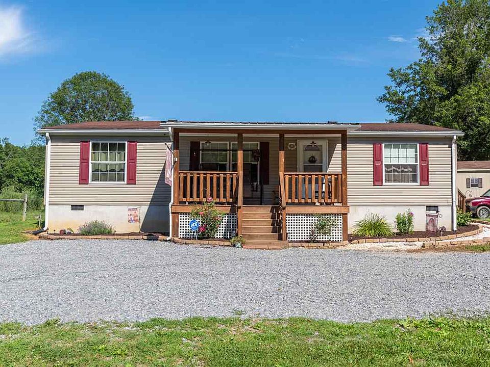 1st image of 228 Diggs Ln