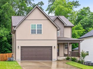 1082 Winesap Rd, Clarksville, TN 37040