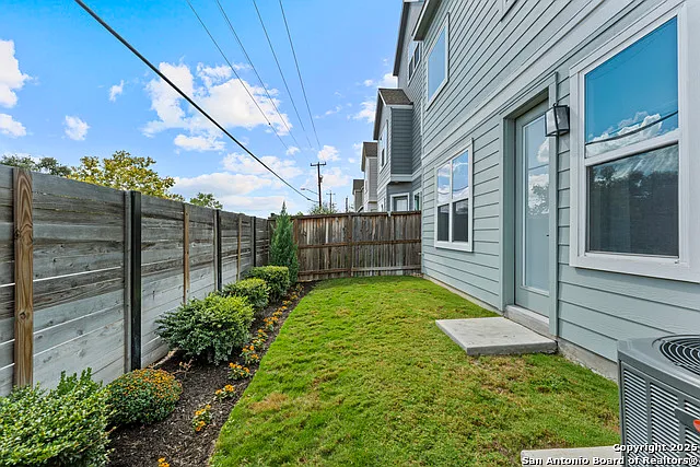5843 Whitby Rd #6 — Photo 41