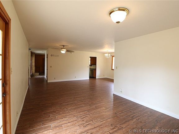 4th image of 3604 Woodland Rd