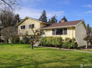 2122 N 155th St, Seattle, WA