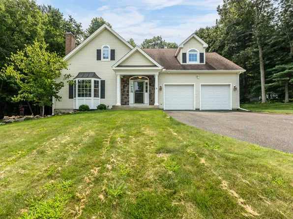 6 Boulder Ridge Drive, Ellington, CT 06029