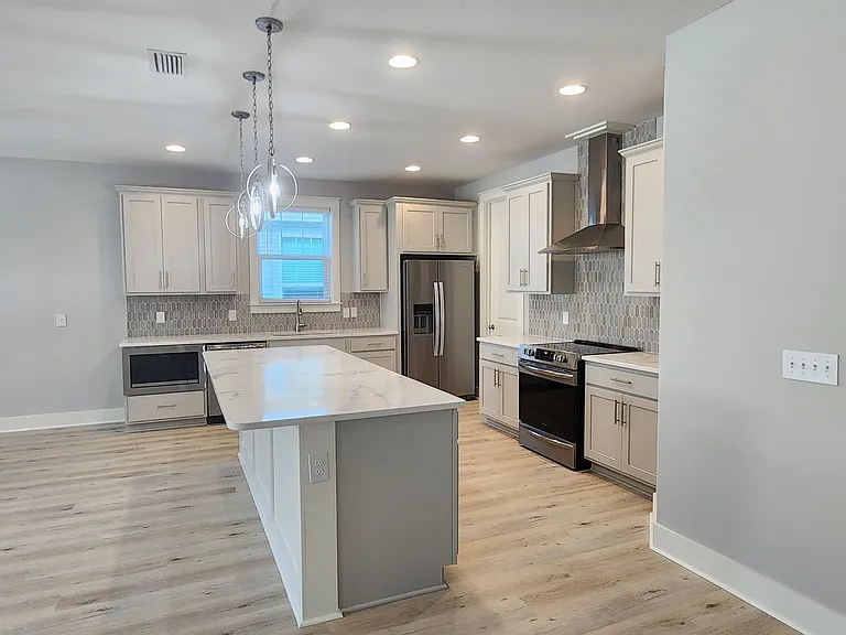 1083 Harrison Bayou Dr — Photo 15