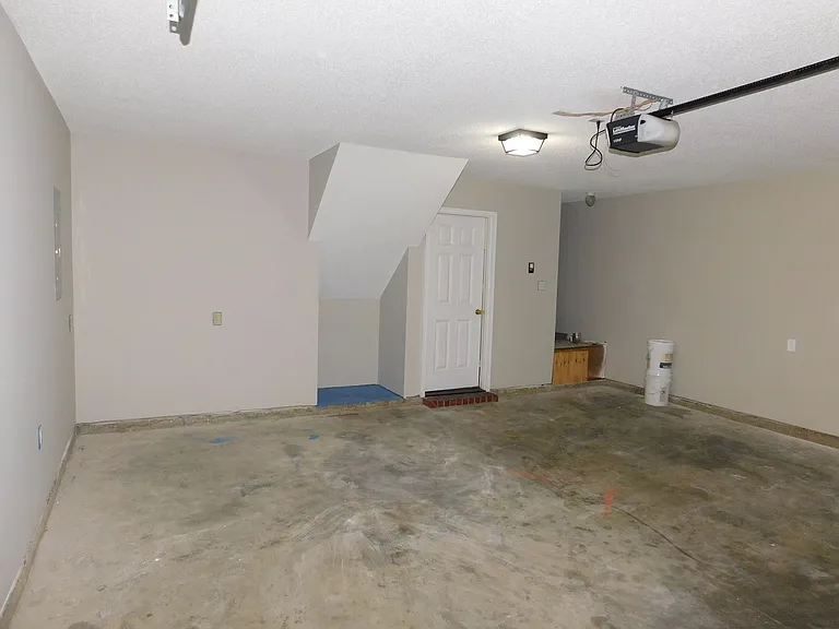 2469 Lasonya Ln — Photo 23