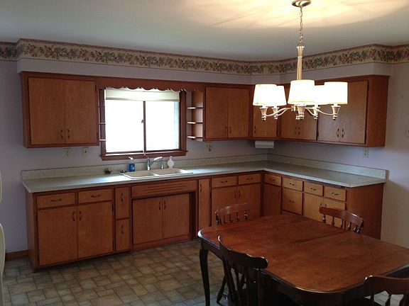 Eat In Kitchen