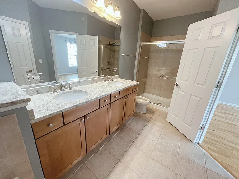 1388 Scarboro Rd #1103 — Photo 11