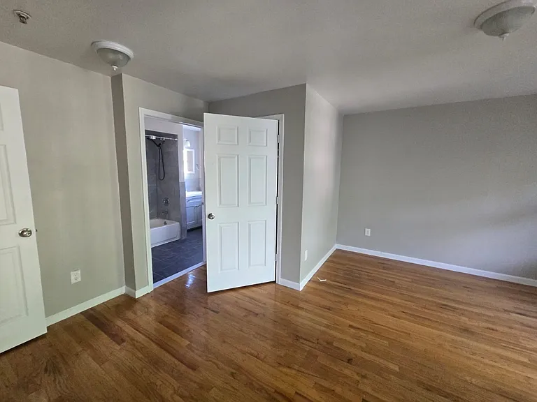 224 N Arlington Ave #2 — Photo 7