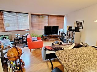 512 Green St #1A, Cambridge, MA 02139