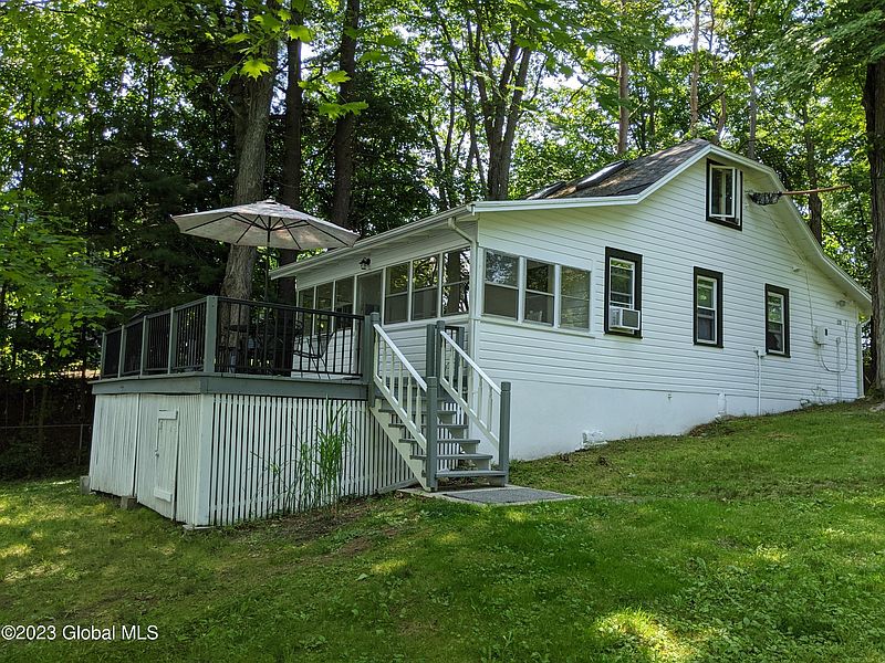 2nd image of 1278 Burden Lake Road
