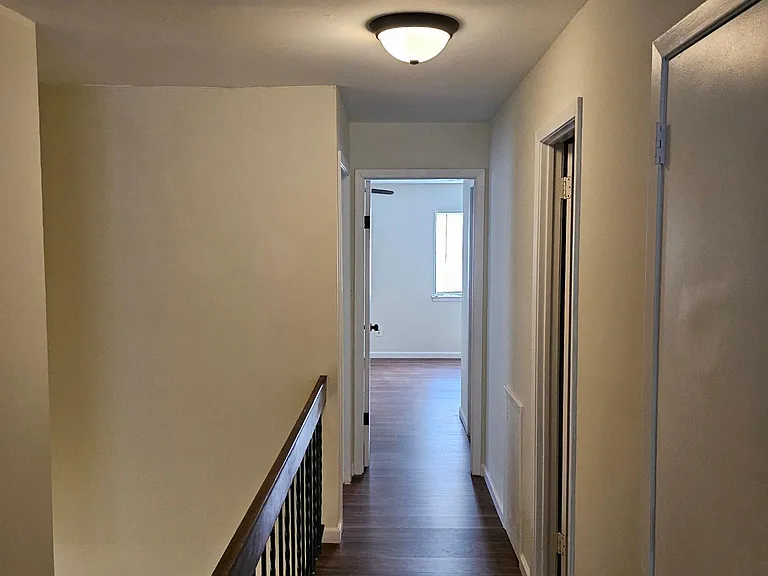 1710 Tracey St #B — Photo 10