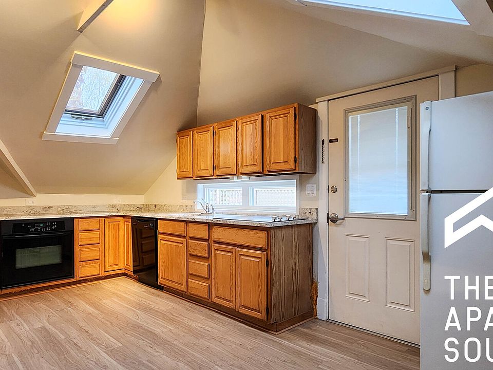 1st image of 949 Sherman Ave APT 3
