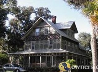 1122 S 15th St, Palatka, FL 32177