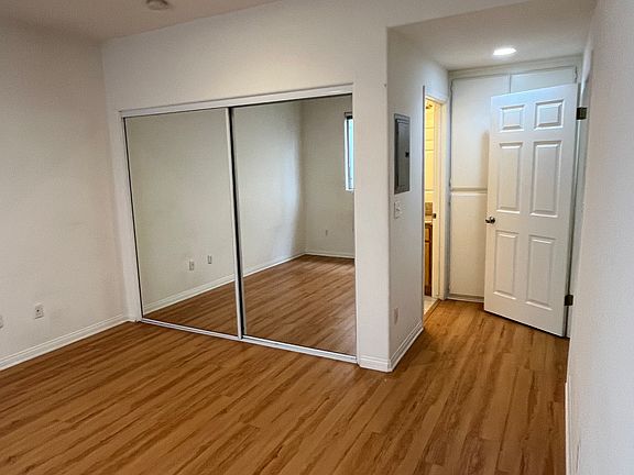 5th image of 3643 Dunn Dr APT 3