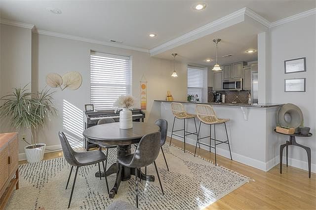 1st image of 229 Ward Parkway St #503A