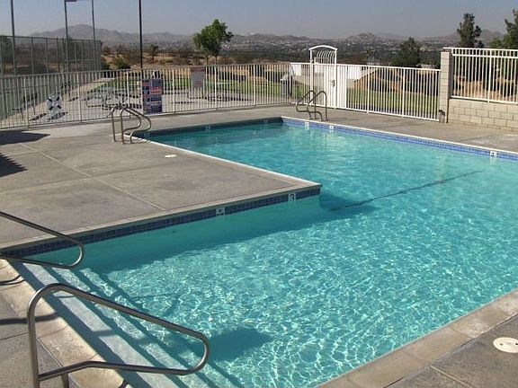 Community pool