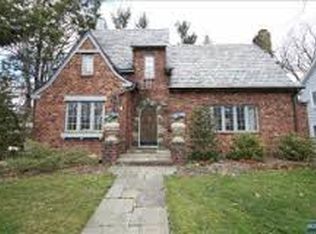 32 Riverview Dr, Montclair, NJ 07043