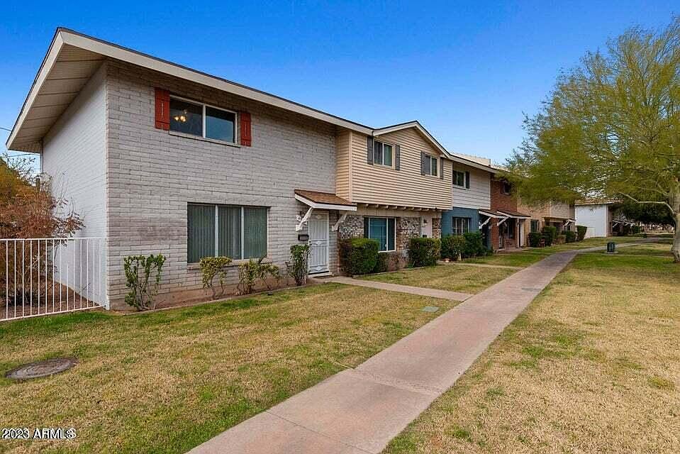 1st image of 4520 N 15TH Avenue