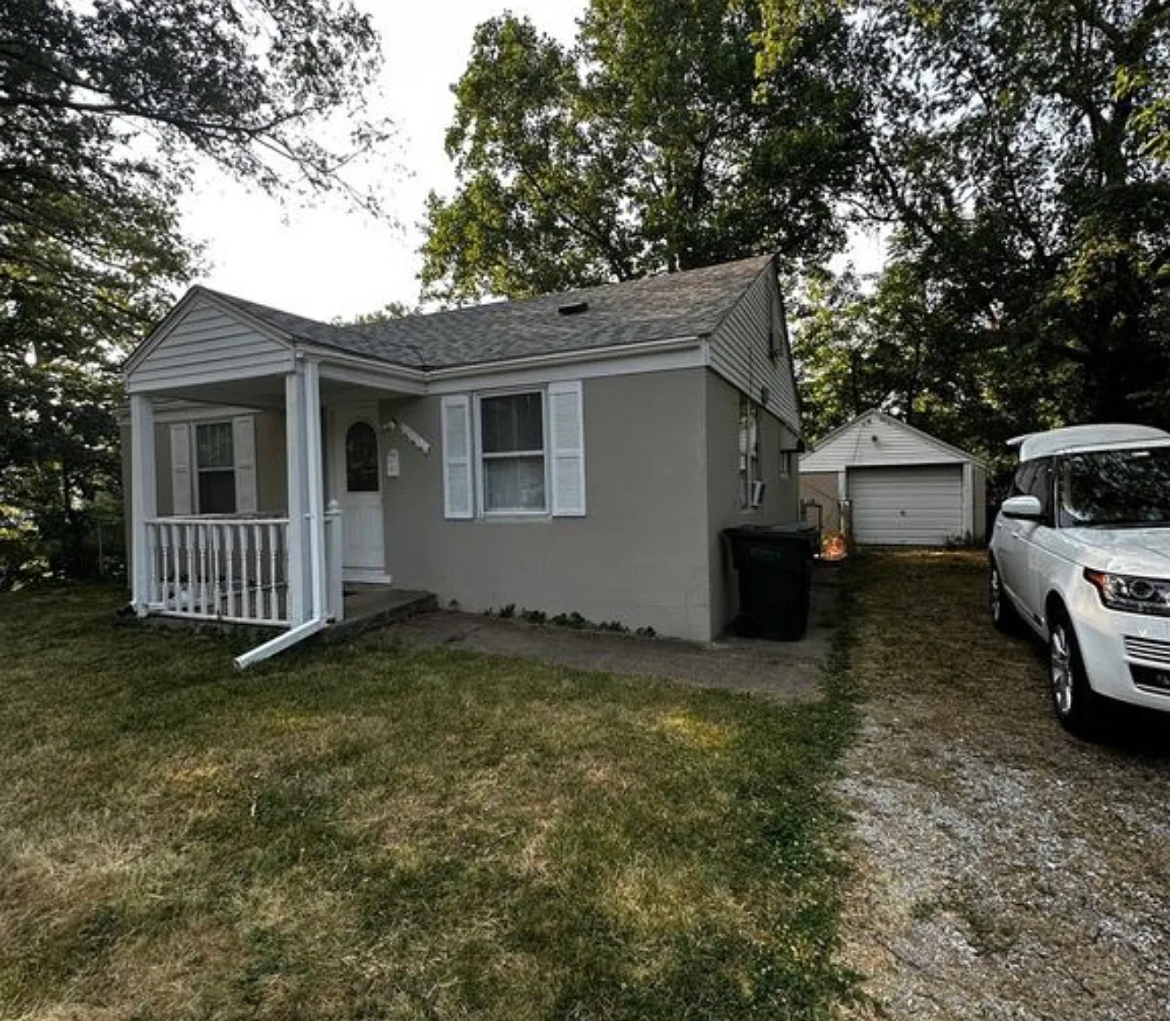 2 bed, 1130 sqft, $975 — Photo 1