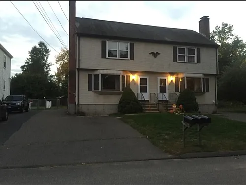 32 Chalmers St Photo 1
