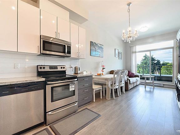 2nd image of 3688 Inverness St Penthouse 7