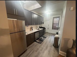 1061 W Berwyn Ave APT 2, Chicago, IL 60640