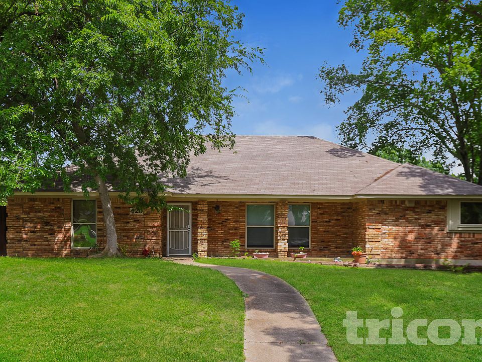 1st image of 420 Hillcroft Cir