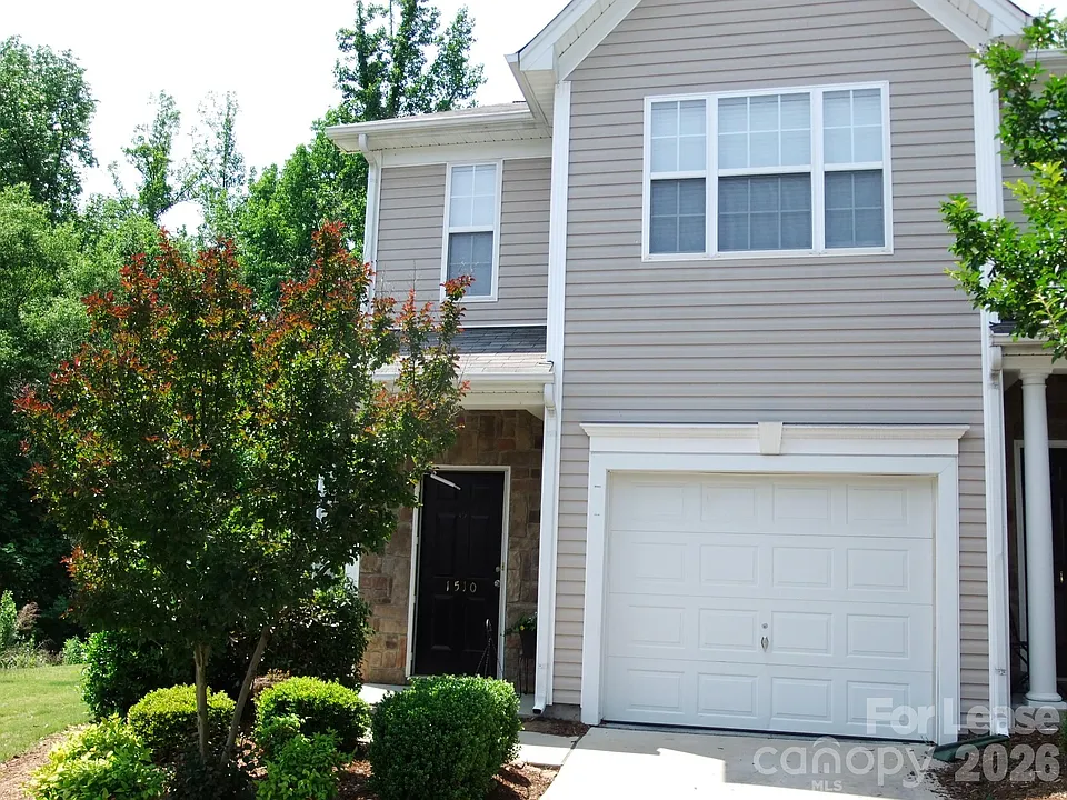 1510 Royal Auburn Ave