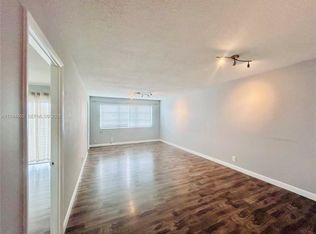Sheridan Lakes, Hollywood, FL 33021