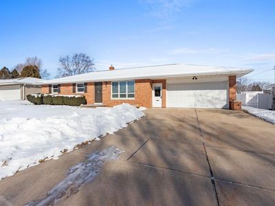 1084 MARVELLE LANE, Green Bay, WI, 54304