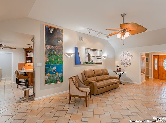 4th image of 13154 N Hunters Cir
