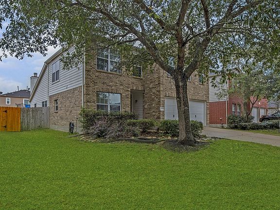 2nd image of 2839 Woodspring Acres Dr