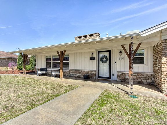 4th image of 1501 Andover Ct
