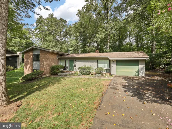 4106 Yerkes Pl, Annandale, VA 22003