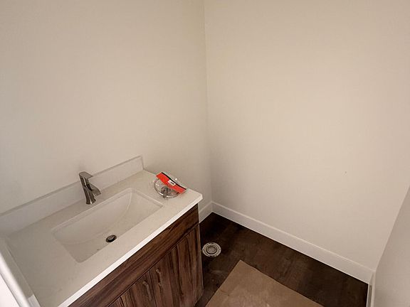 3rd image of 364 N 4525th