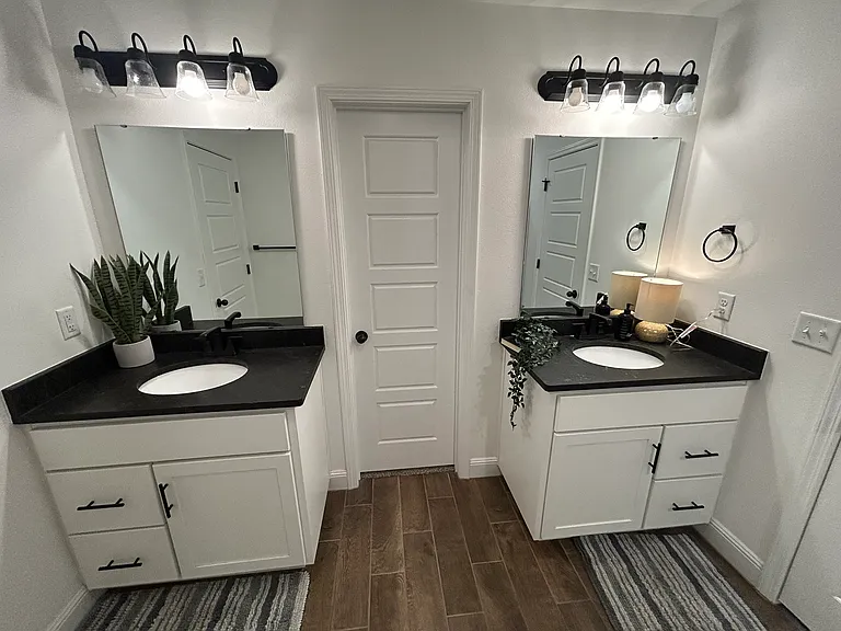 2040 Periwinkle Pl — Photo 12