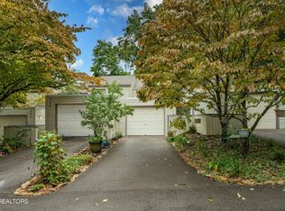 718 Idlewood Ln, Knoxville, TN 37923