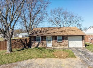 6833 Tiger Dr, Dayton, OH 45424