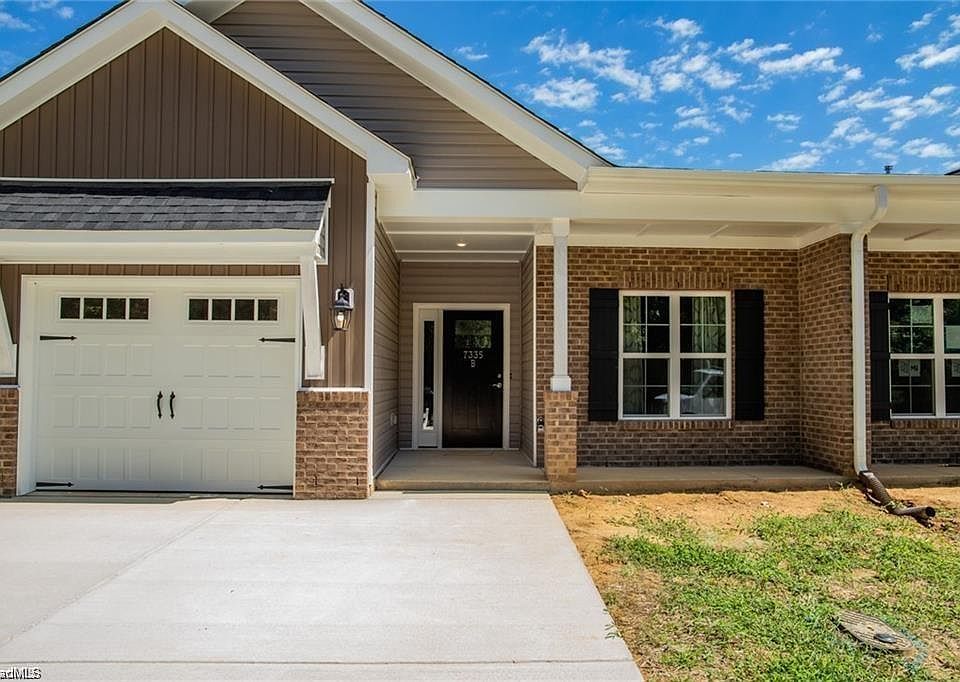 1st image of 215 Cason Dr