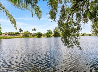 8956 Palm Tree Ln #8956, Pembroke Pines, FL 33024